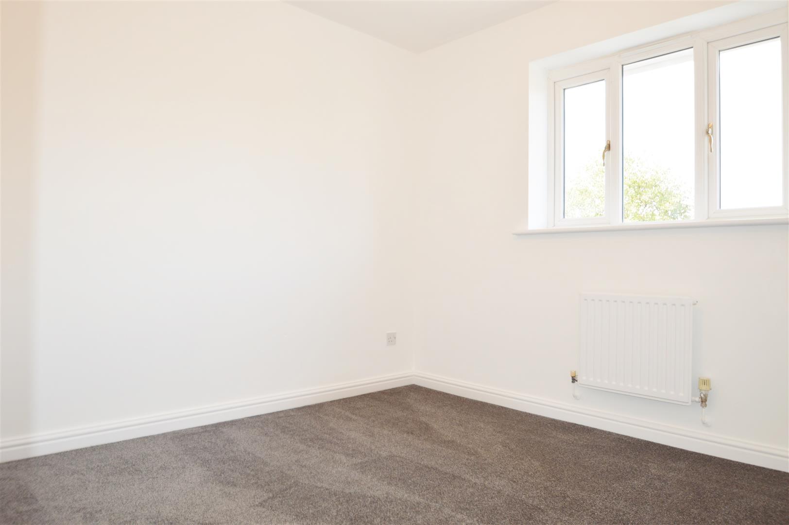 2 Maes Y Wennol, Miskin, RCT, CF72 8SB